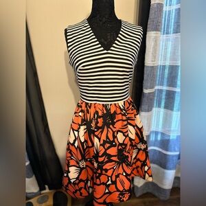 Just Taylor Floral Fall Striped Sleeveless Fit & Flare Dress with pockets Sz 8 .